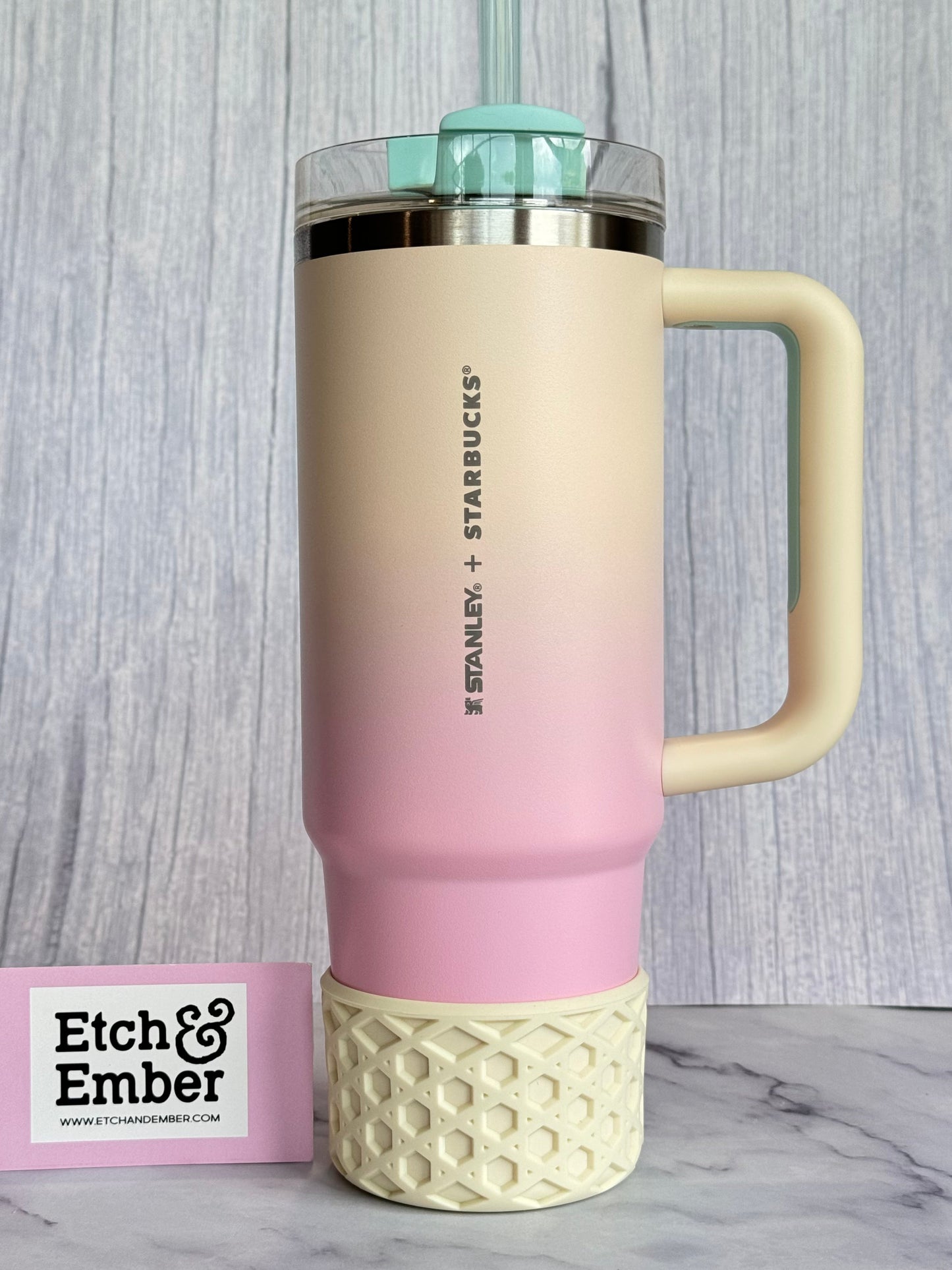 BUTTERCREAM WAFFLE Tumbler Boot