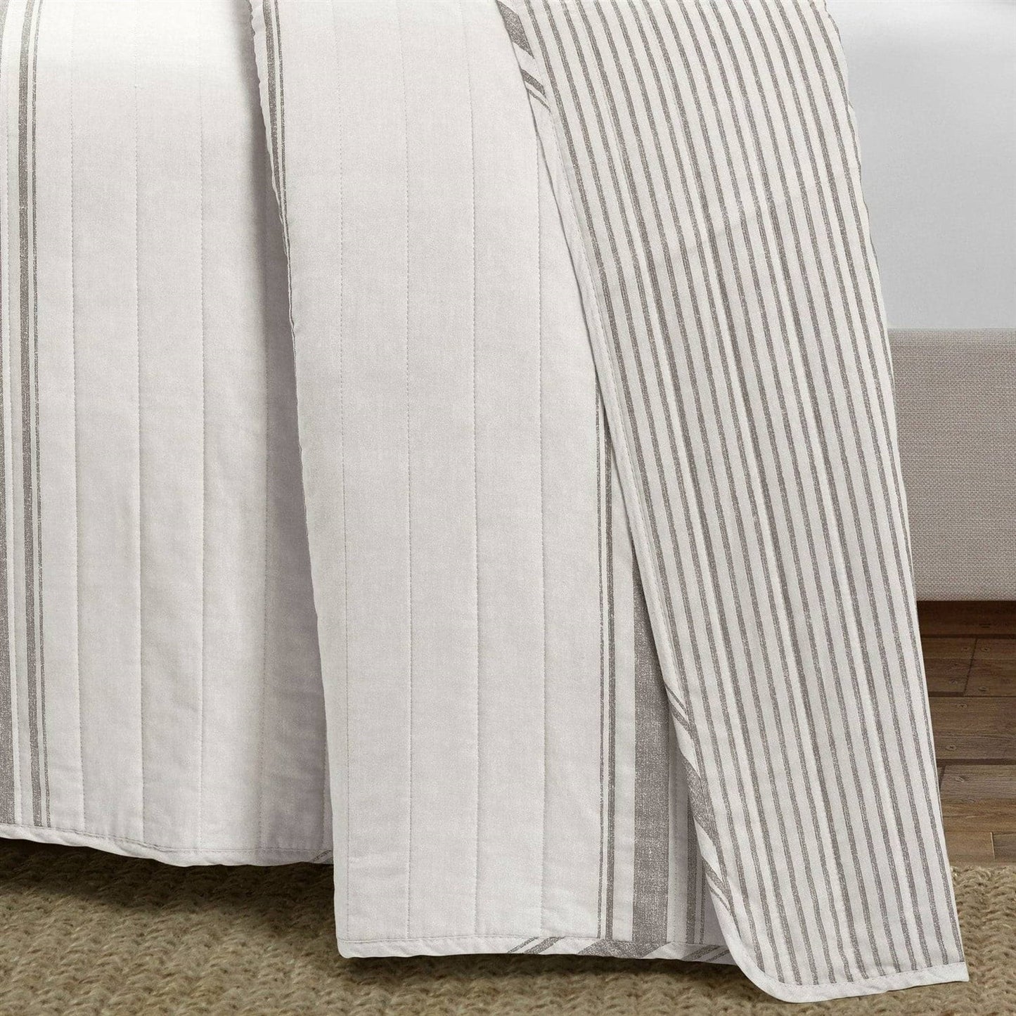 Twin/Twin XL Grey Off-White 2 Piece Stripe Reversible Cotton Quilt Set