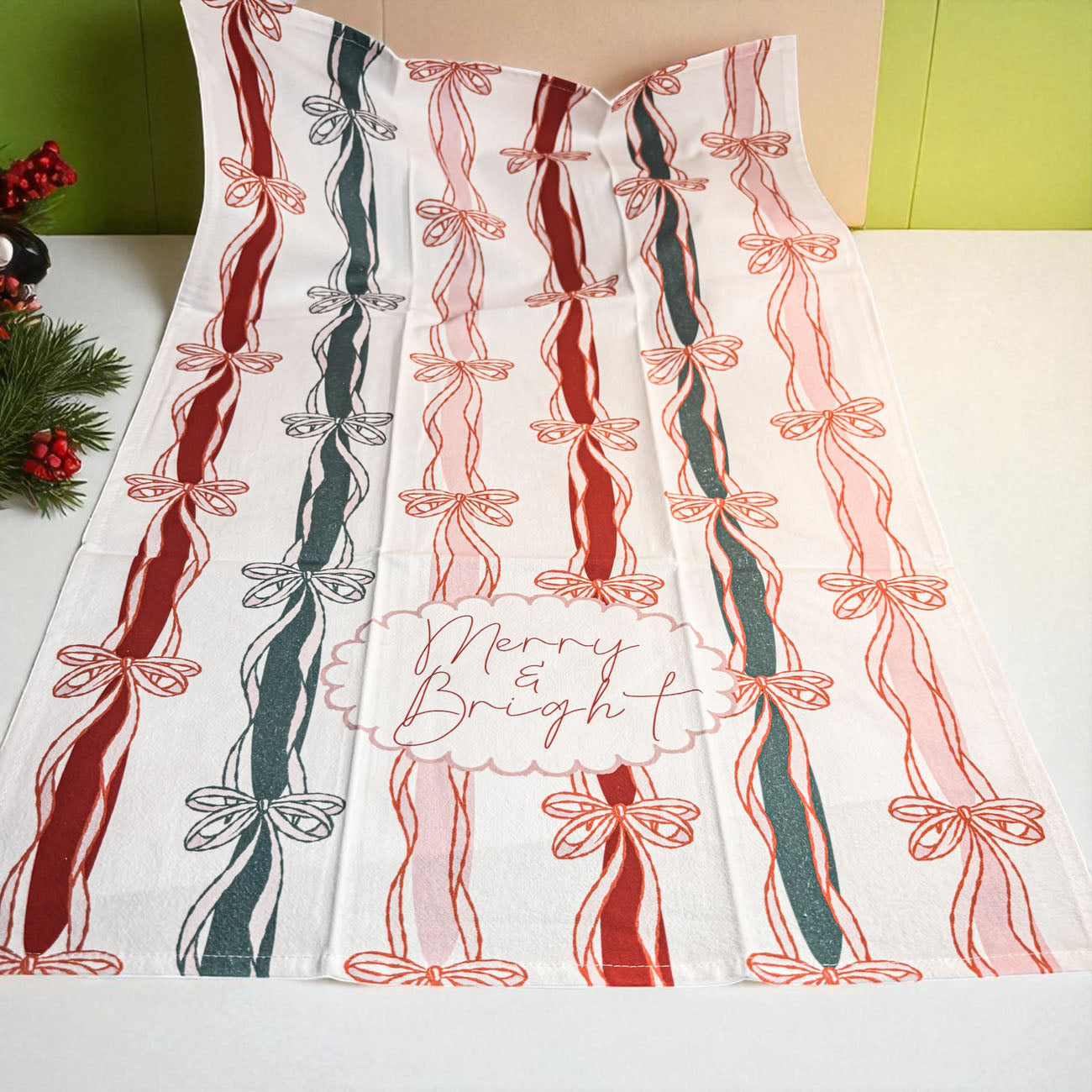 Merry Bright Coquette